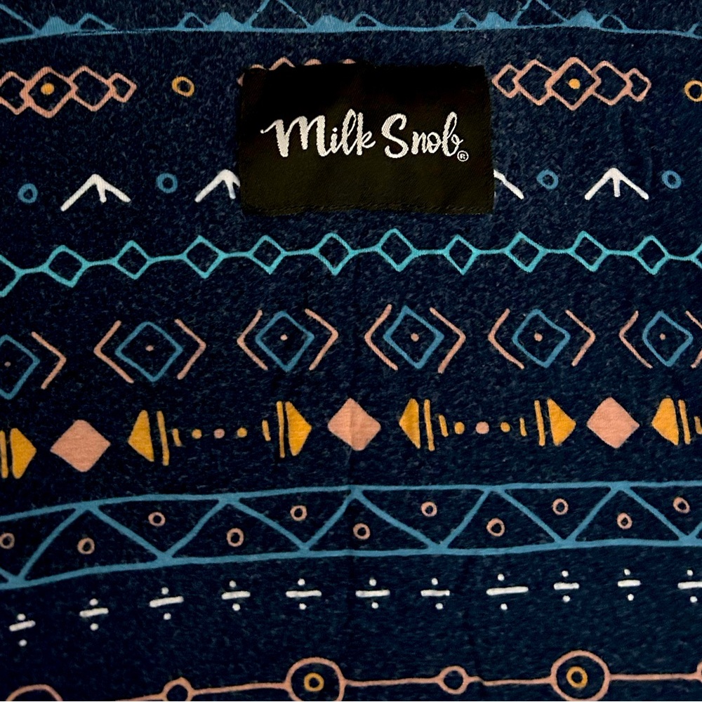 Milk Snob multifunctional nursing cover